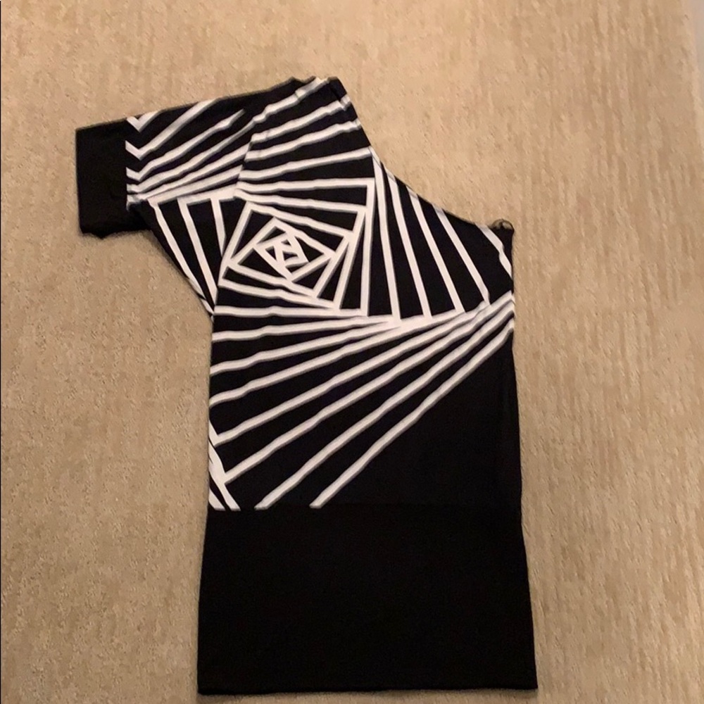 BCBG classic black and white one shoulder beauty